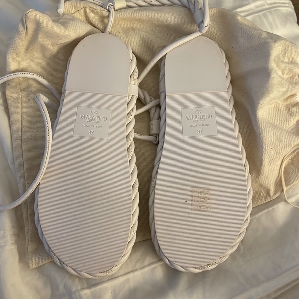Valentino Garavani - The Rope sandals - Picture 3 of 7